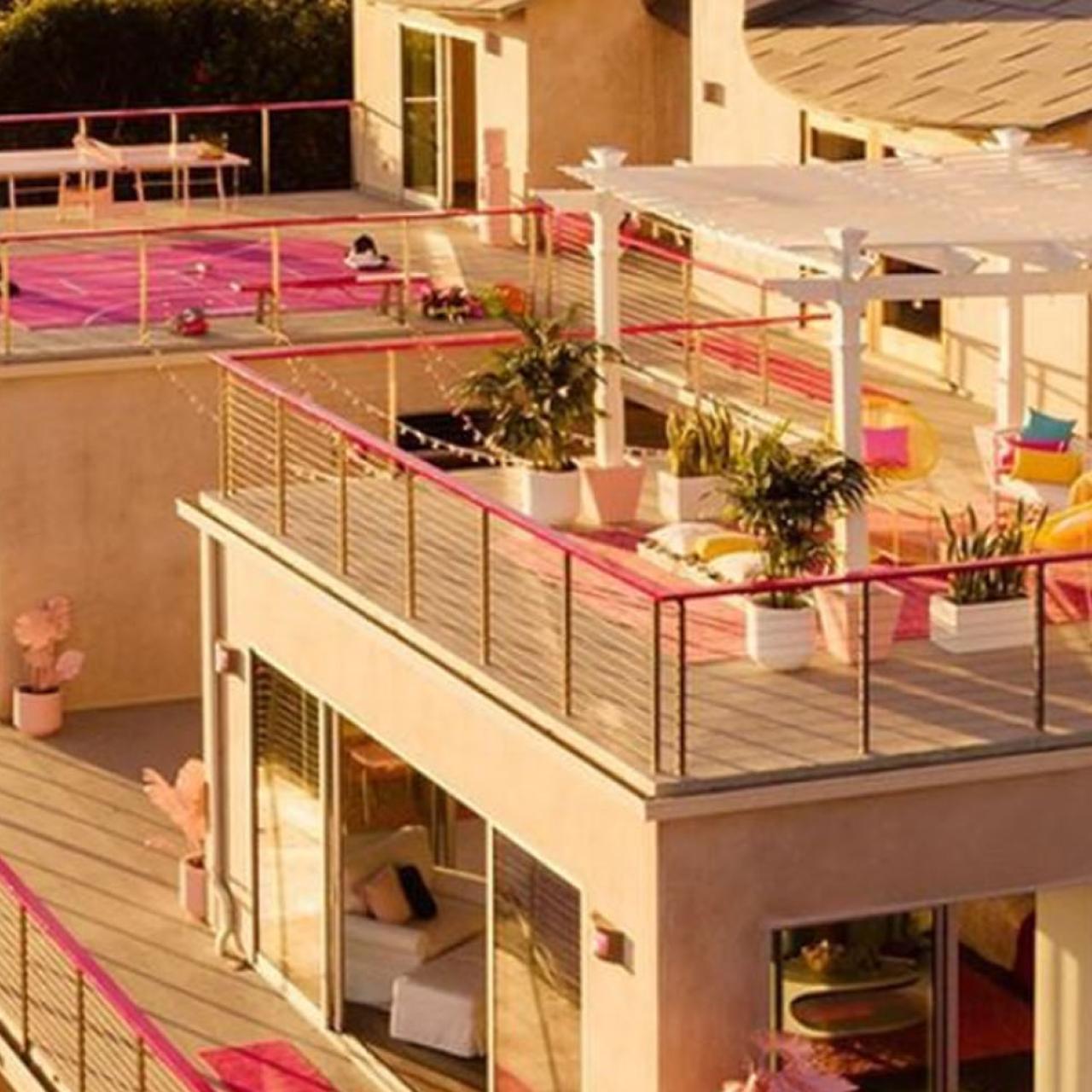 Imagenes La mansion de Barbie esta en Airbnb